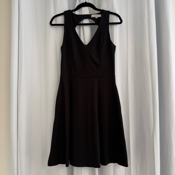 LOFT Dresses & Skirts - LOFT Black Sleeveless Fit & Flare Pocket Dress Stretch Size 4